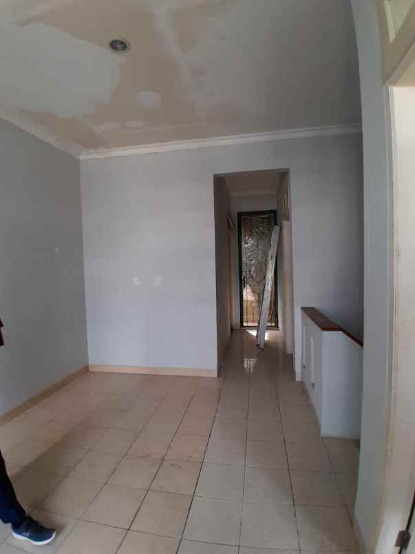 disewakan rumah citra grand cibubur