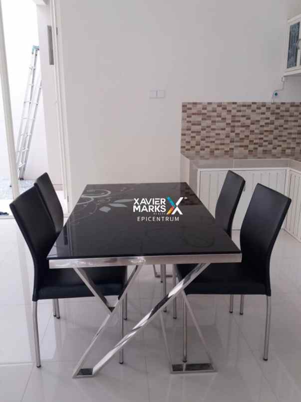 disewakan rumah grand pakuwon