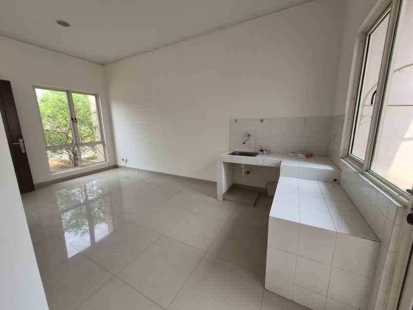 disewakan rumah hook siap huni di abira suvarna sutera