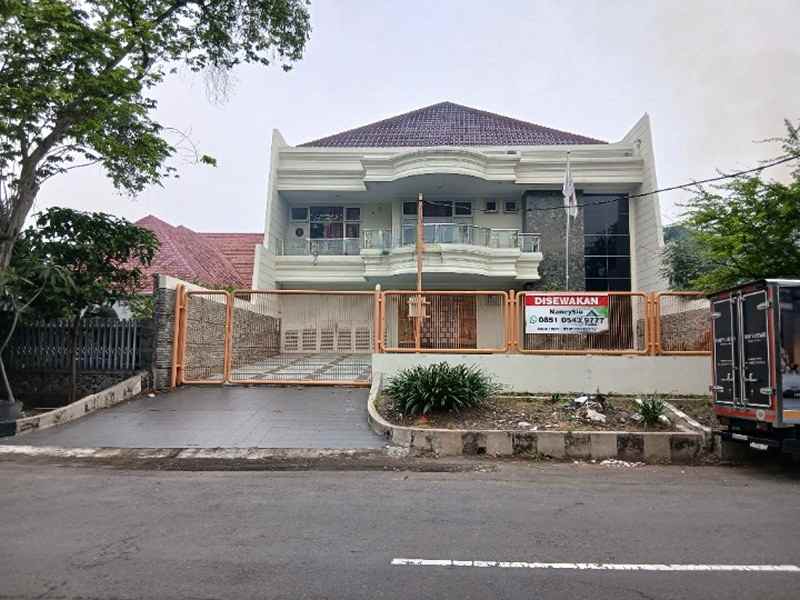 disewakan rumah jalan imam bonjol