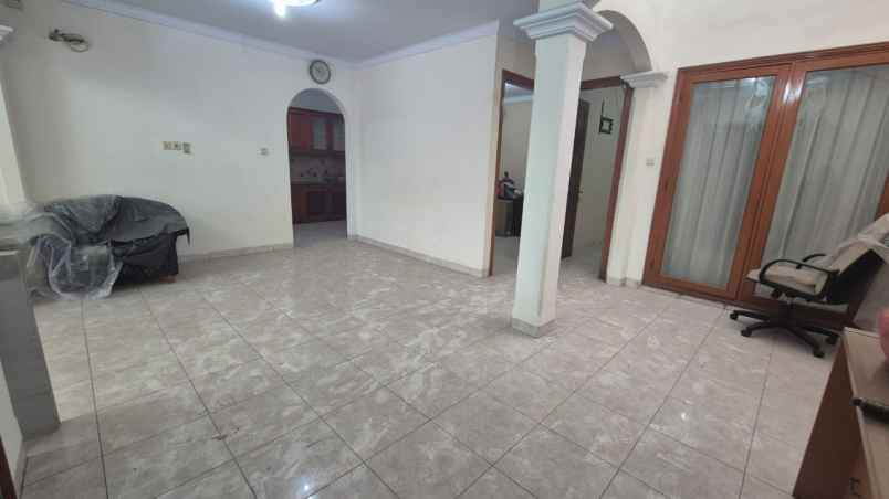 disewakan rumah janur kuning residence