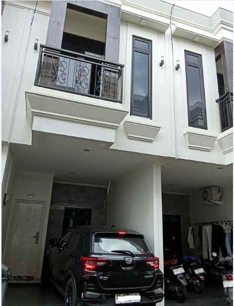 disewakan rumah jl cipinang muara 2