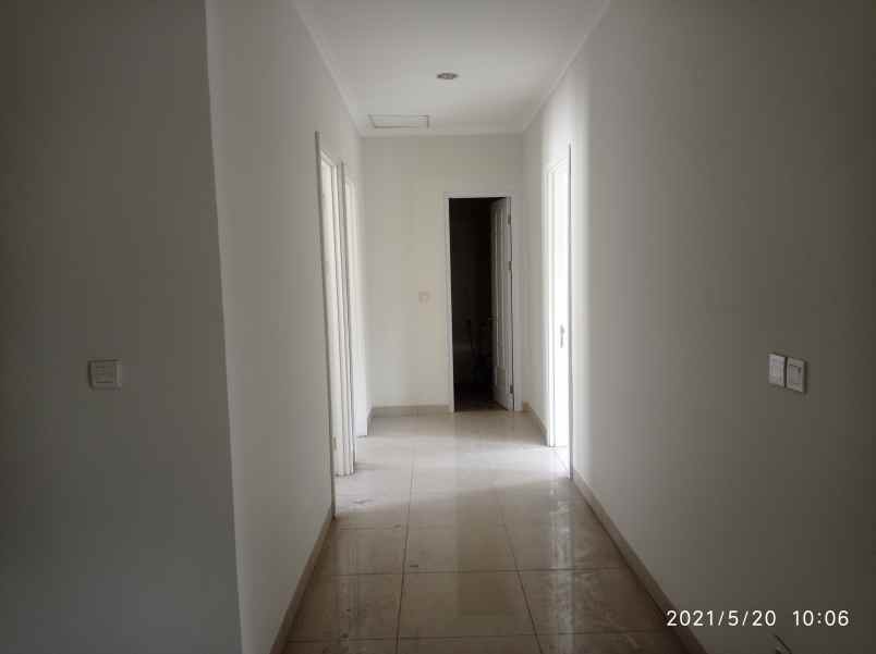 disewakan rumah jln lotus raya summarecon