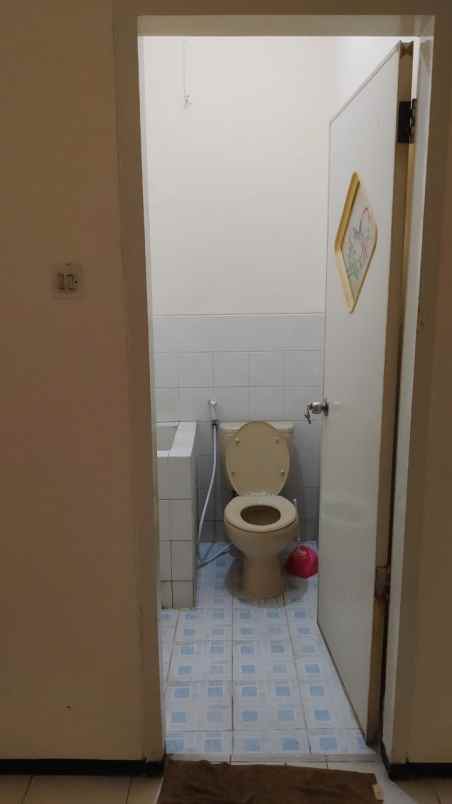 disewakan rumah sutorejo