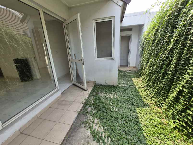 disewakan rumah suvarna sutera cluster fedora