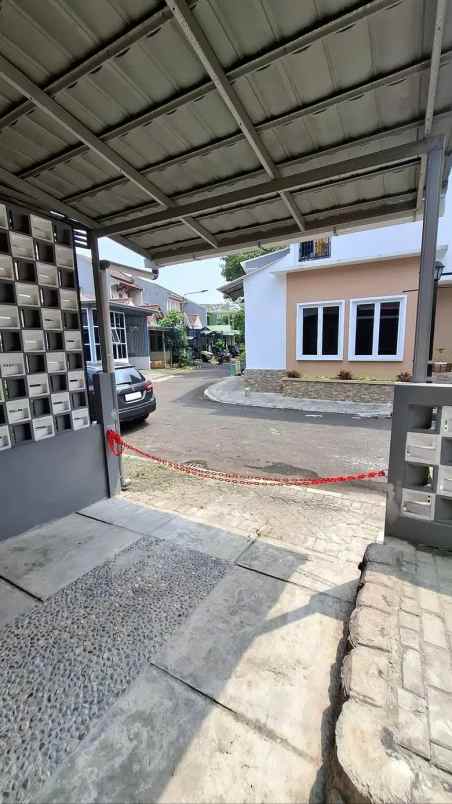 disewakan rumah tinggal terawat di puri beta