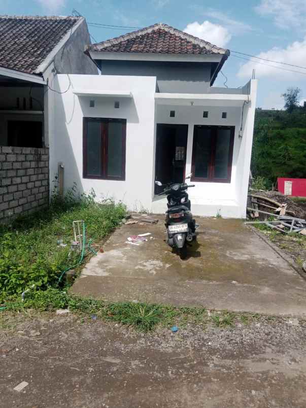 disewakan rumah vismaya residence