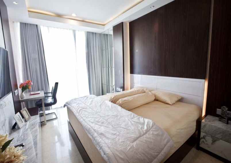 for sale art deco luxury residence apartment