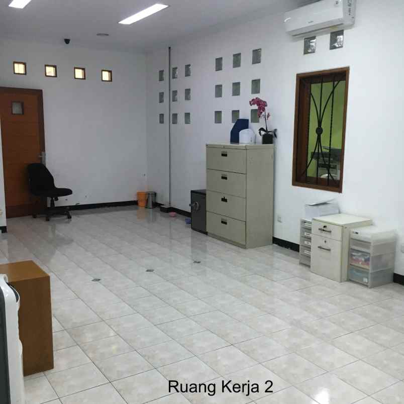 gedung kantor gudang dijual