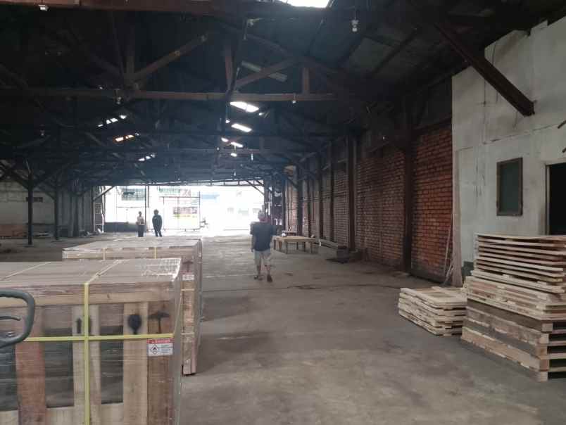 gudang di jatinegara kaum pulo gadung jakarta timur