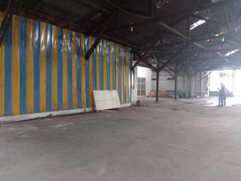 gudang di jatinegara kaum pulo gadung jakarta timur