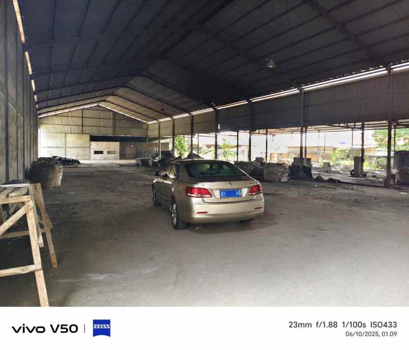 gudang luas 6918 m2 di mustika jaya kota bekasi