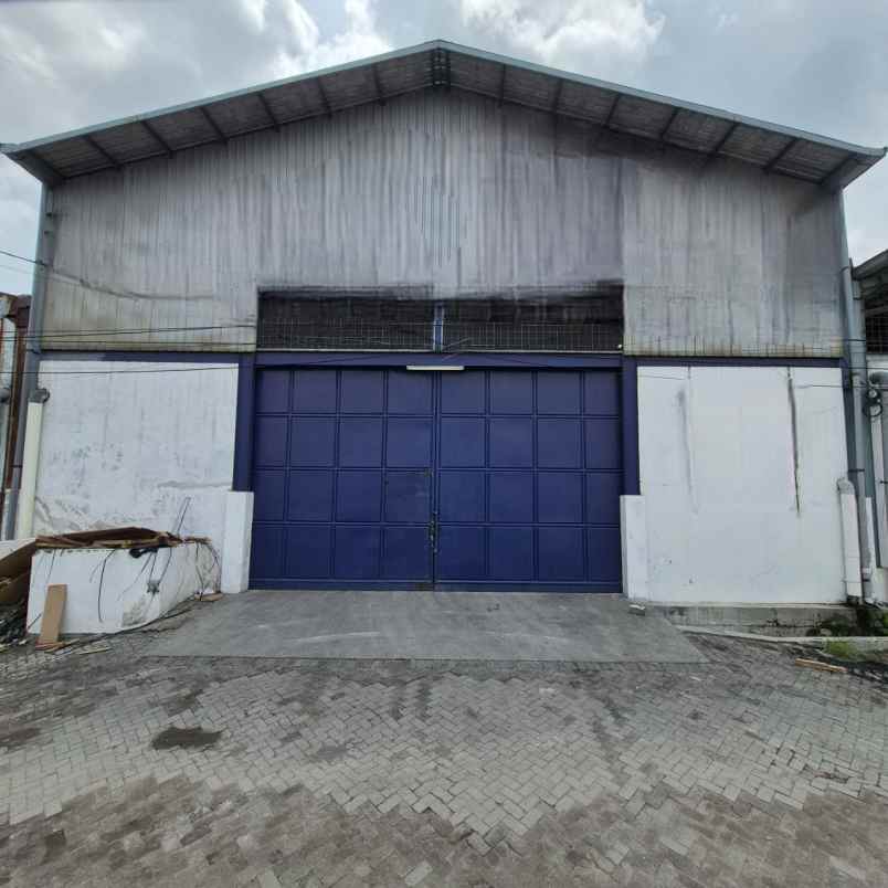 gudang margomulyo permai hadap utara