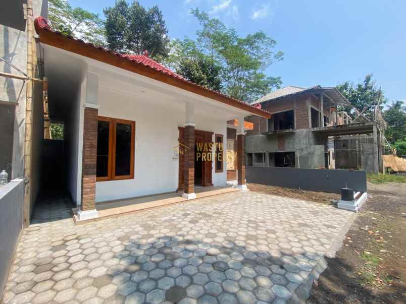 joglo murah dekat wisata candi borobudur 500jt nego