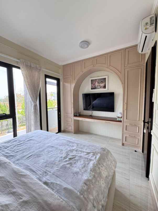 jual rumah 2 lantai summarecon bandung bandung