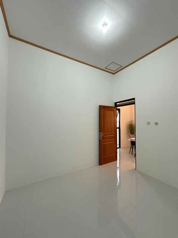 jual rumah clusture murah