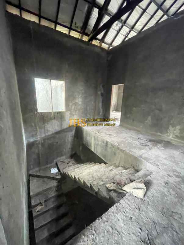 jual rumah di komplek cemara asri jalan rajawali medan