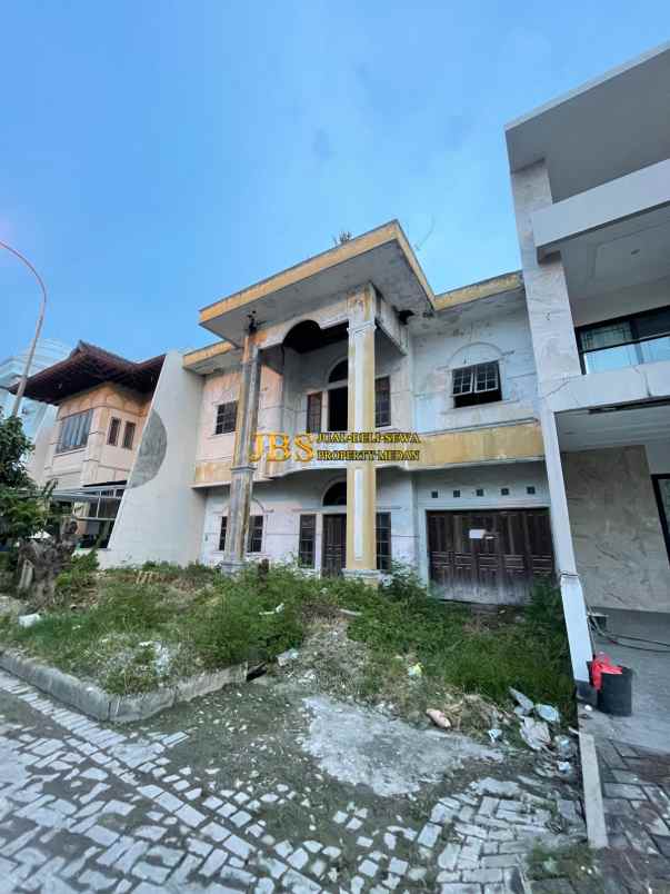 jual rumah di komplek cemara asri jalan rajawali medan