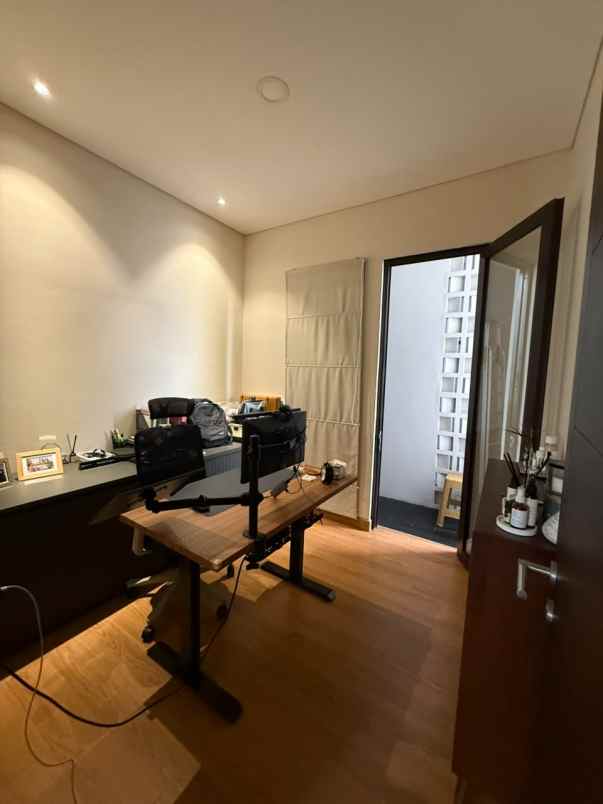 jual rumah di podomoro river view
