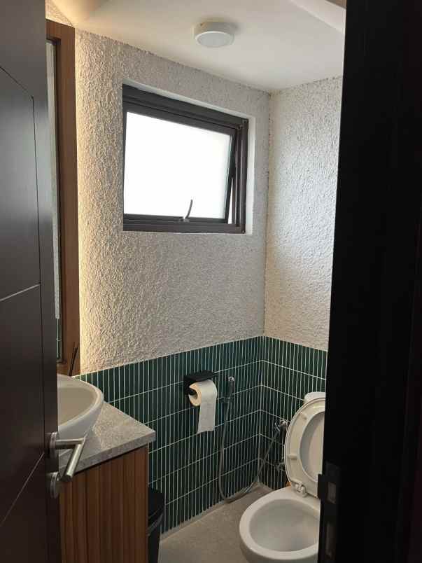 jual rumah di podomoro river view