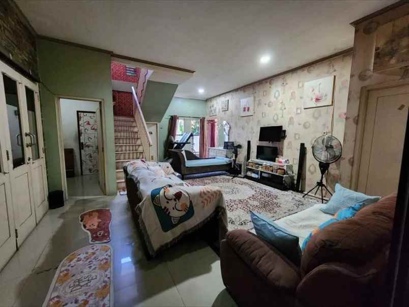 jual rumah hook 10 kamar di green garden rorotan