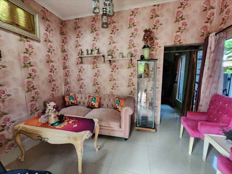 jual rumah hook 10 kamar di green garden rorotan