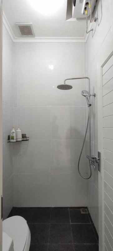 jual rumah hook siap huni cikeas country residence