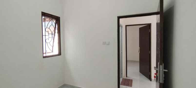 jual rumah hook siap huni cikeas country residence