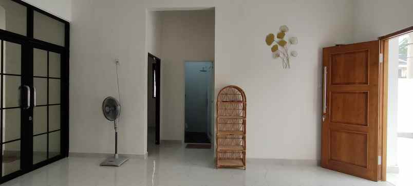 jual rumah hook siap huni cikeas country residence