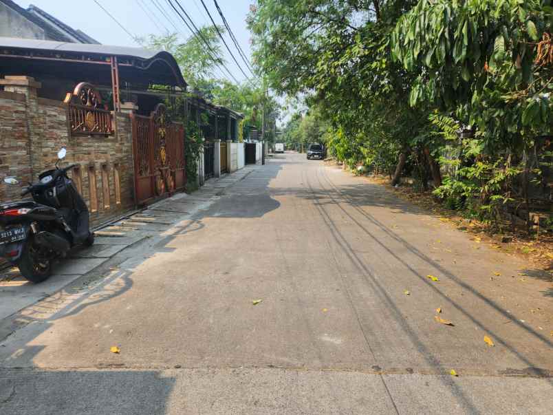 jual rumah mewah jl karyawan ciledug tanggerang