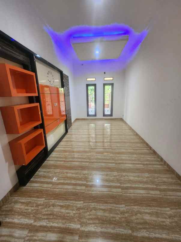 jual rumah mewah jl karyawan ciledug tanggerang