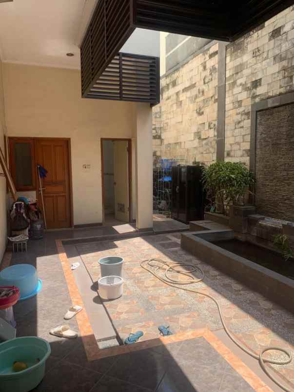 jual rumah puri surya jaya sidoarjo row 2 mobil nego