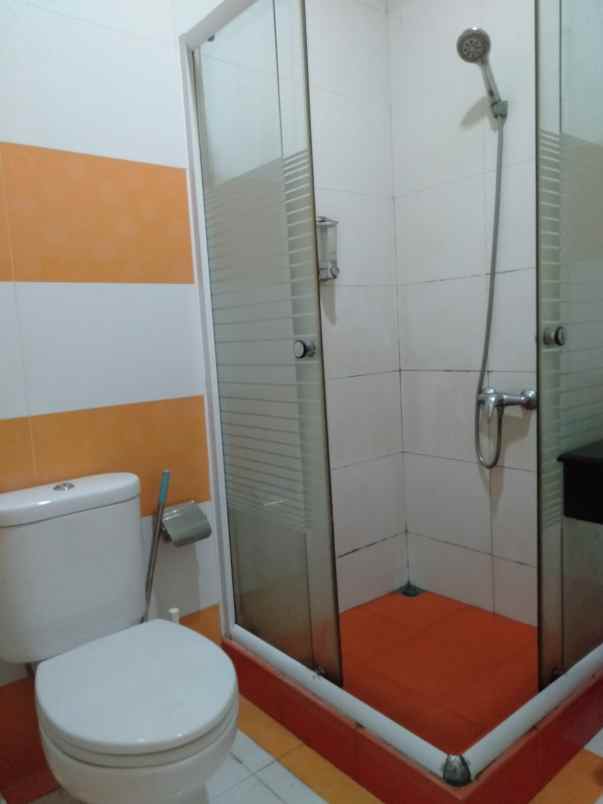 jual rumah siap huni raffles hills cibubur