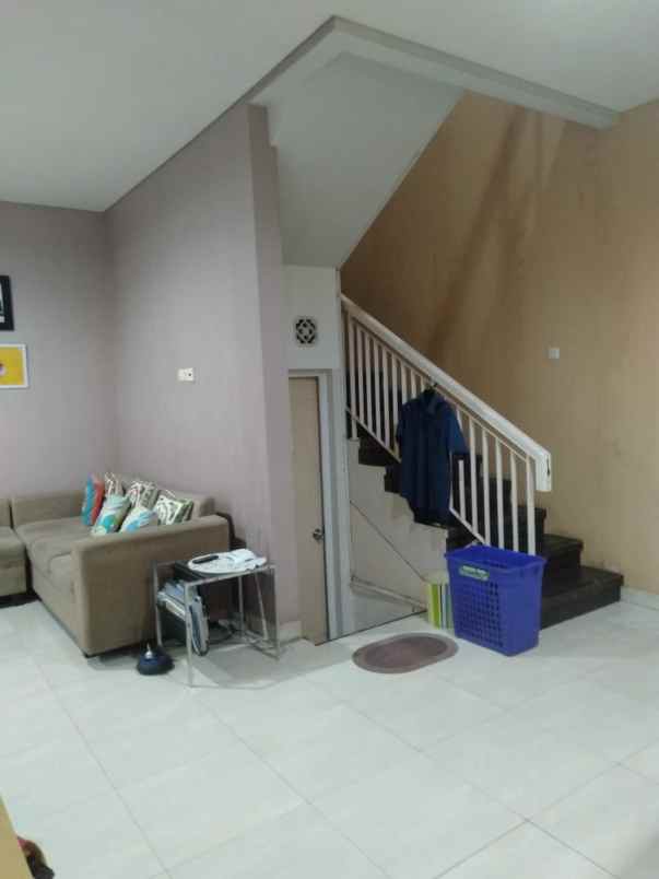 jual rumah siap huni raffles hills cibubur