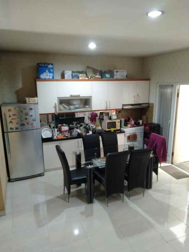 jual rumah siap huni raffles hills cibubur