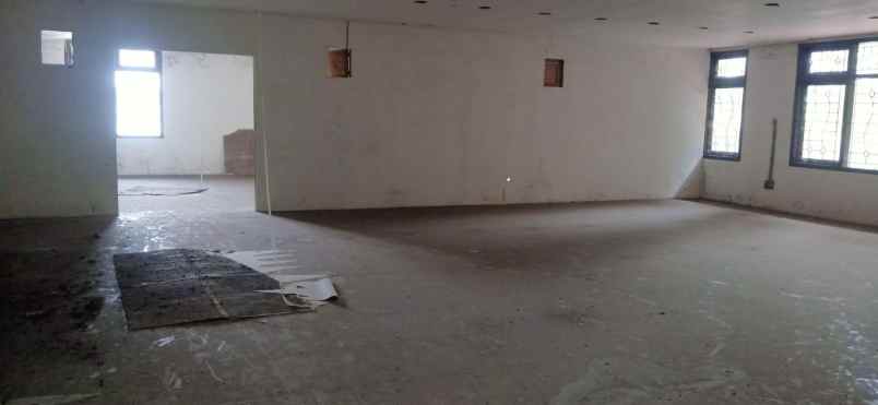 jual sewa gudang berbek industri