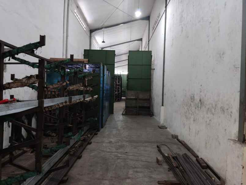 jual sewa gudang siap pakai di tropodo krian