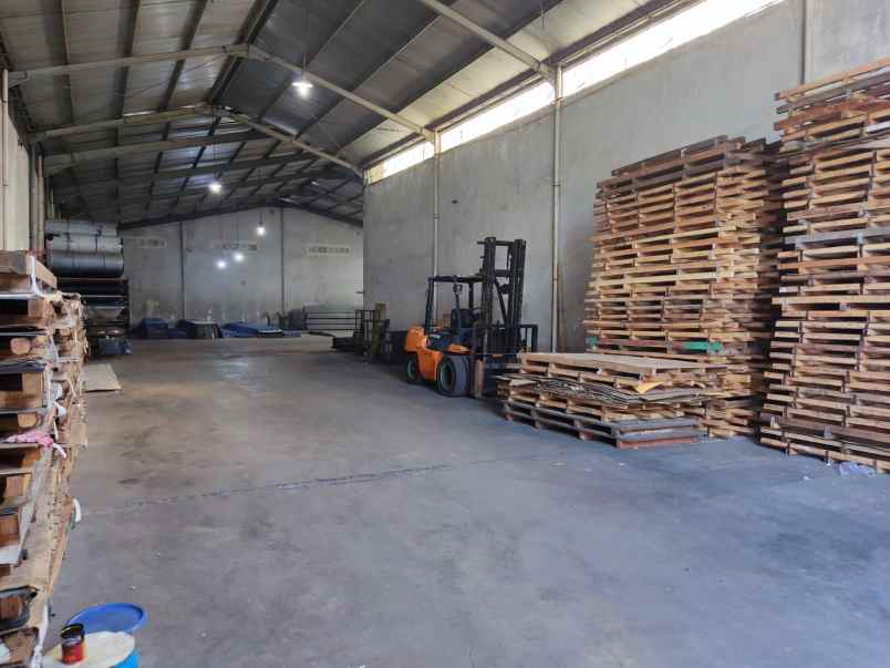 jual sewa gudang siap pakai di tropodo krian