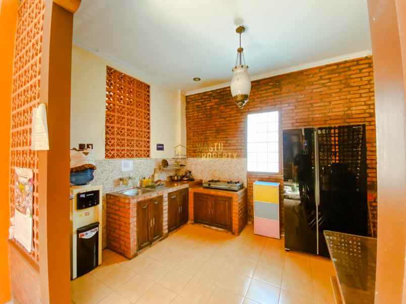 kost 2 lantai di belakang rs jih sangat strategis