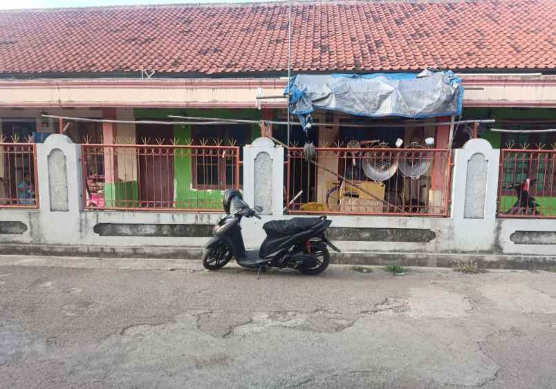 kostan kontrakan 15 pintu di kelapa dua kota serang
