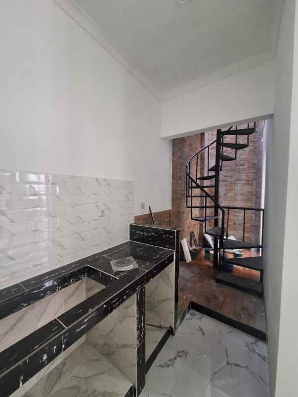 model keren brand new rumah taman ratu