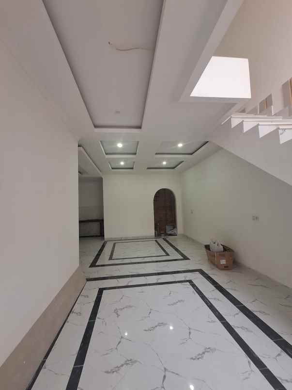 model keren brand new rumah taman ratu