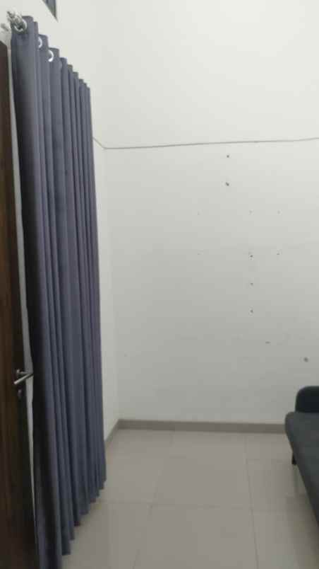 over kredit 48jt rumah dekat pasar parung bogor