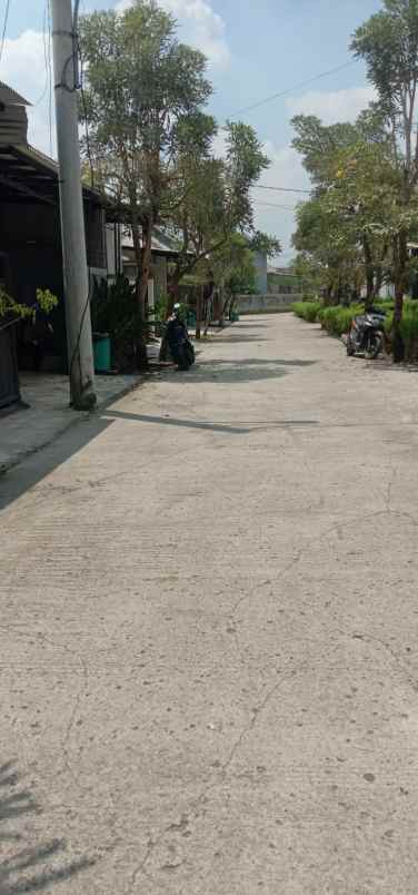 over kredit 48jt rumah dekat pasar parung bogor