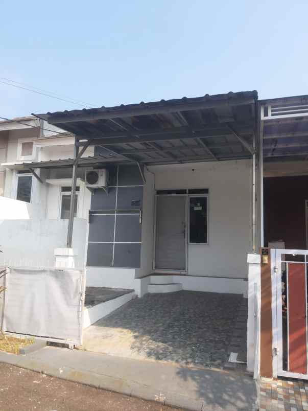 perumahan terlengkap semua ada di dalam