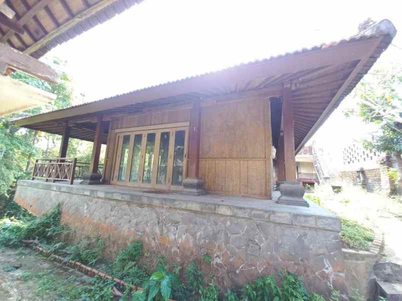 raw project 3 kamar di lahan luas 840 m