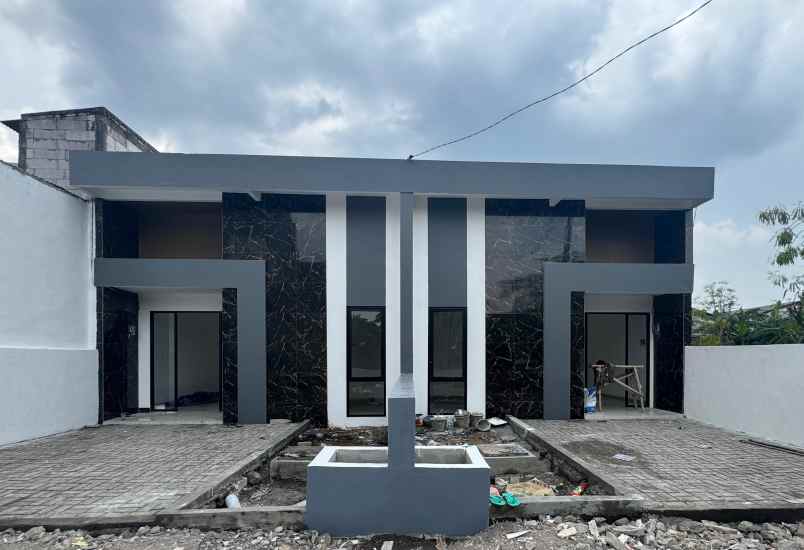 ready rumah tipe 45 di blambangan permai