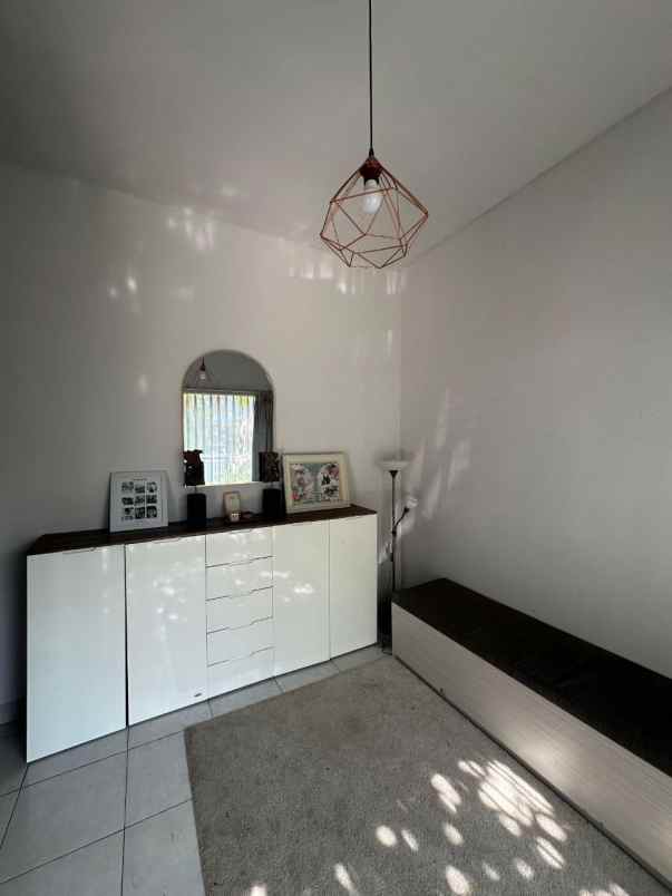 ruko gudang kantor sariwangi