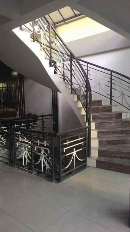 ruko gudang kantor taman kopo indah 1