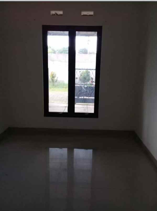 rumah 1 5 lantai saxophone tunggul wulung malang